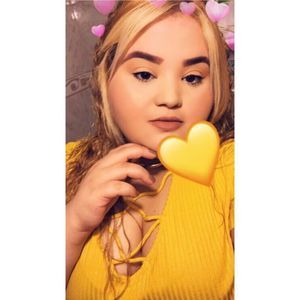 Meet your Posher, Alexandra